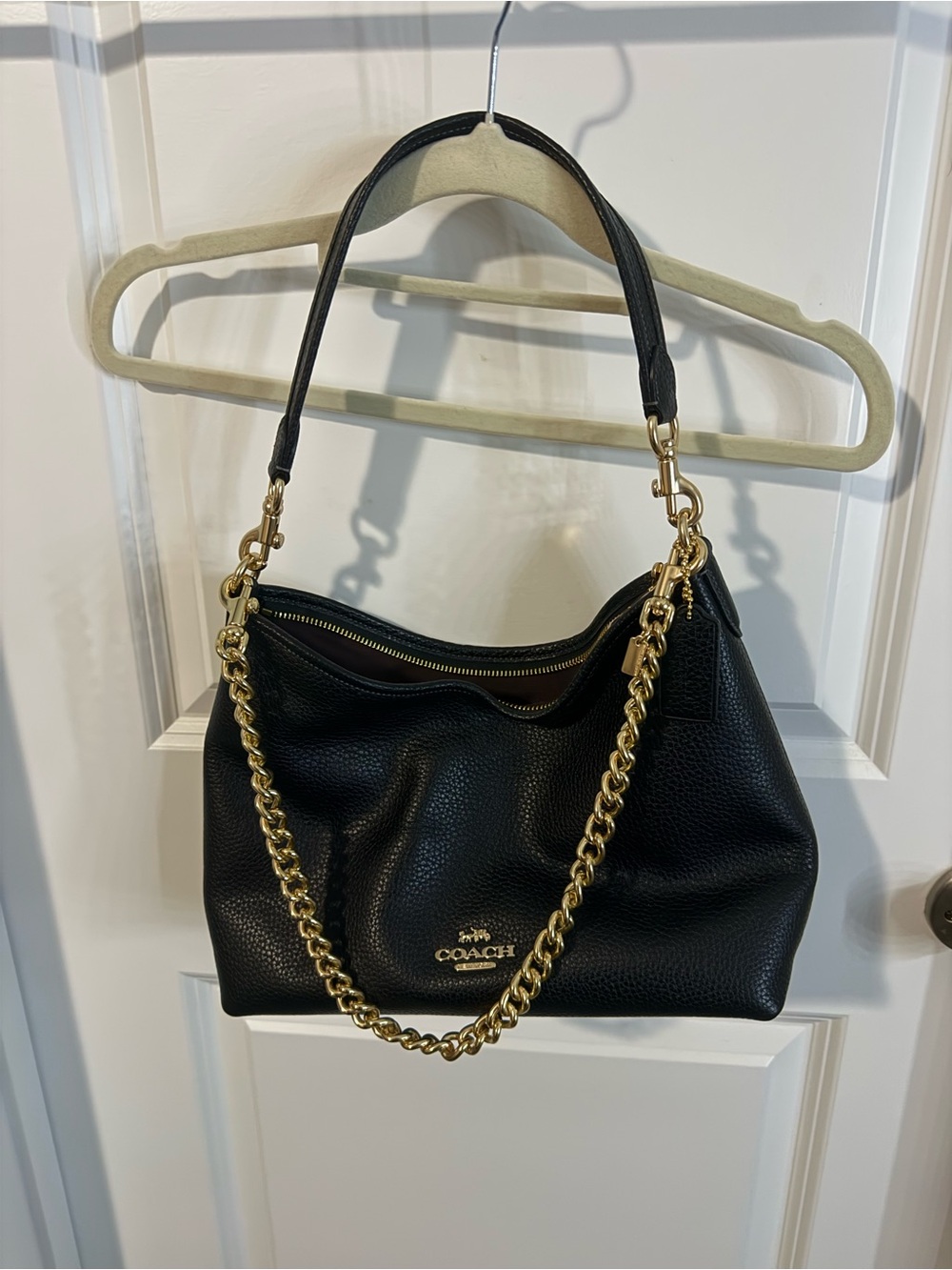 Coach Laurel Shoulder Bag black with gold chain